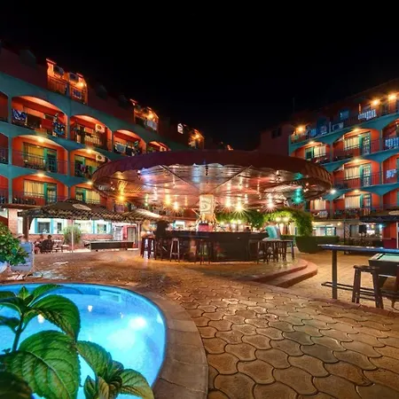 Jasmine Club Private Family Studio With Pool View Appartamento